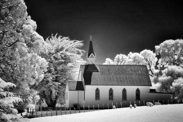 gladstone church photograph