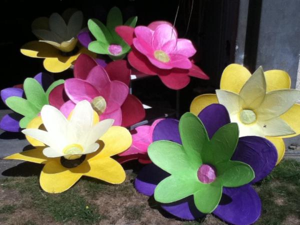 Paper flowers for the Cuba Dupa Festival made at Thistle Hall with REACT (Rangiwahia Environmental Arts Centre)